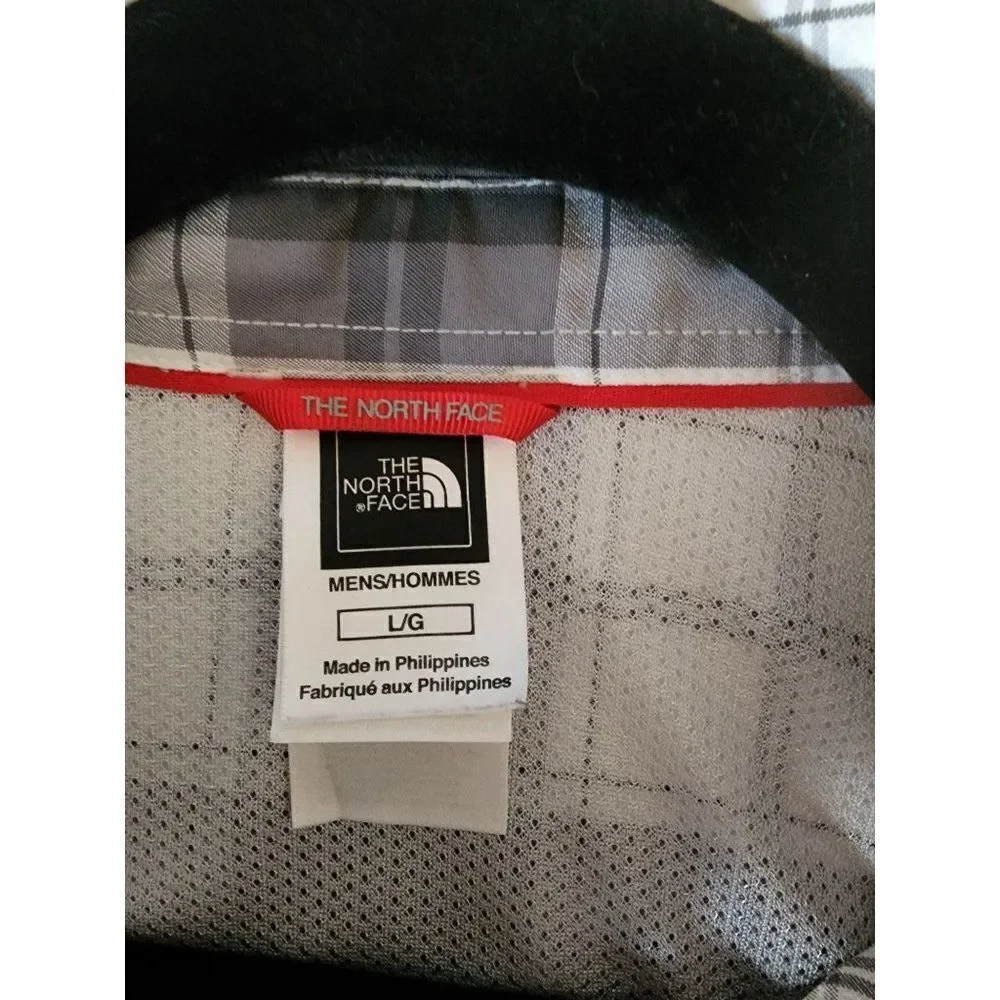 The North Face Men's Large Gray Button Down Shirt